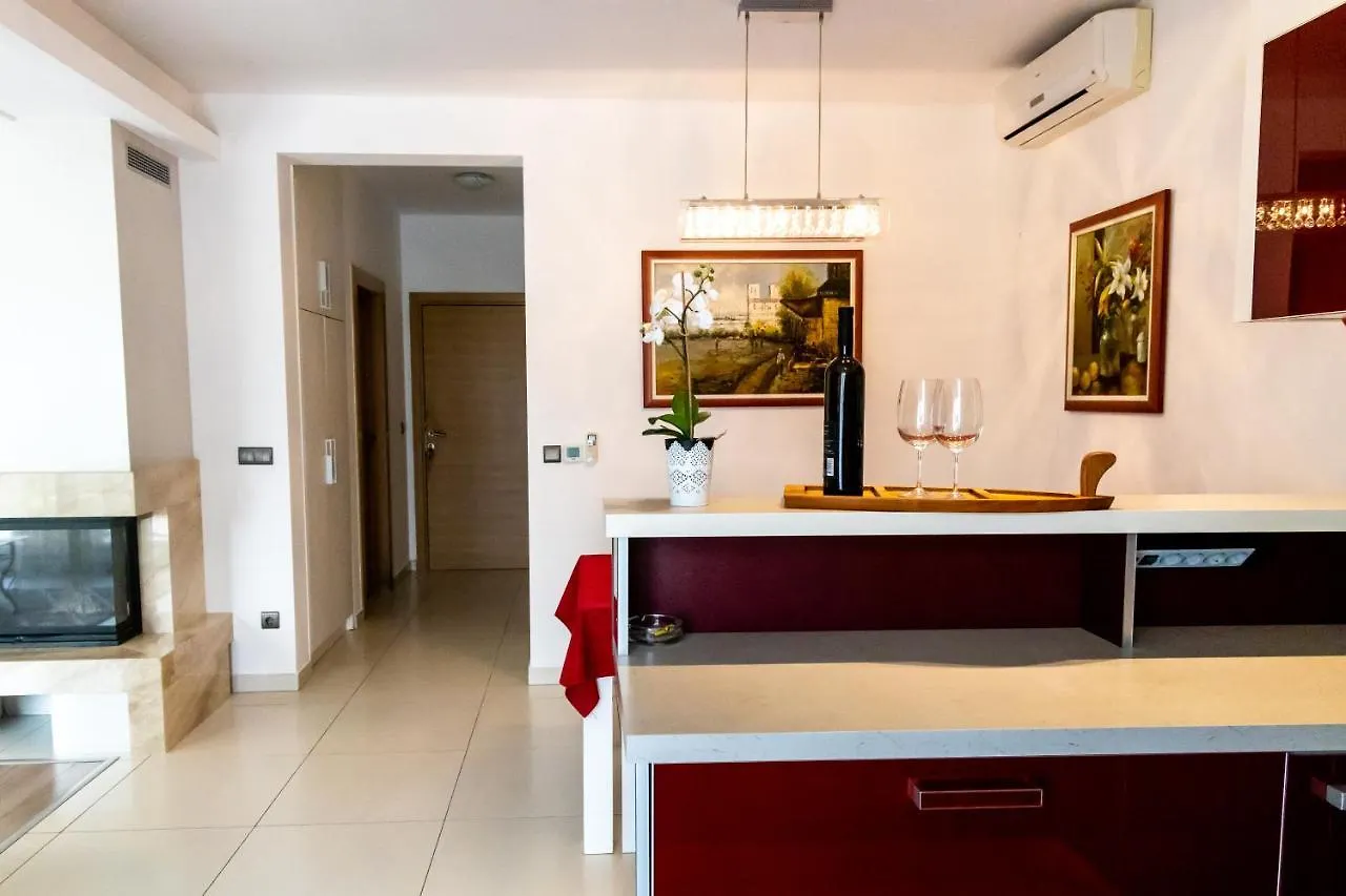 Green Garden Apartment Porec
