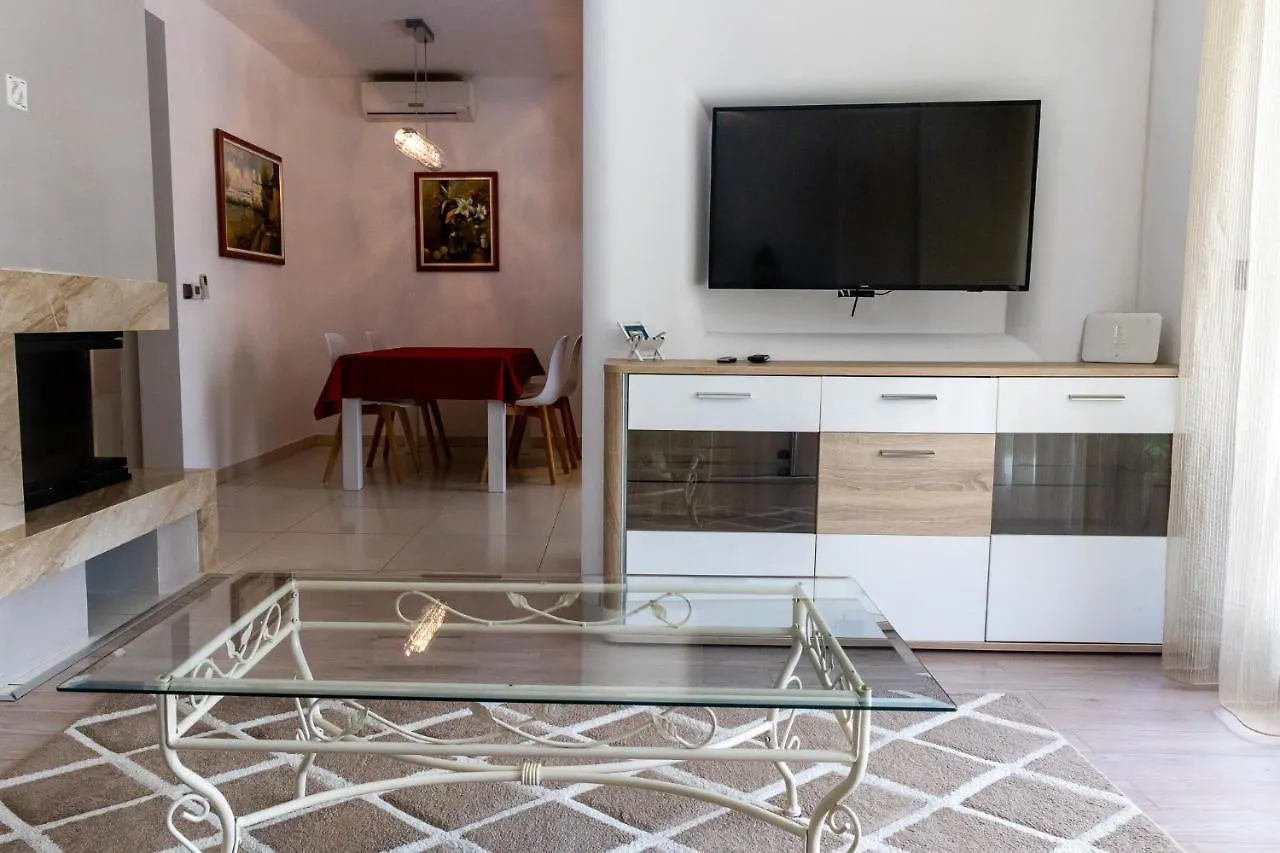 Green Garden Apartment Porec